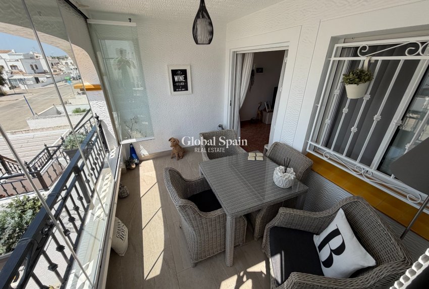 Revente - APPARTEMENT -
ORIHUELA - Entre Naranjos