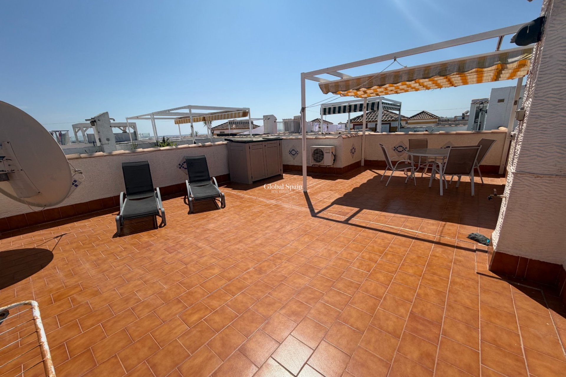 Revente - APPARTEMENT -
ORIHUELA - Entre Naranjos