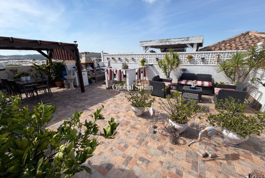 Revente - APPARTEMENT -
ORIHUELA - Entre Naranjos