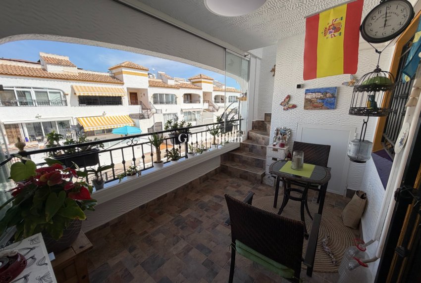 Revente - APPARTEMENT -
ORIHUELA - Entre Naranjos