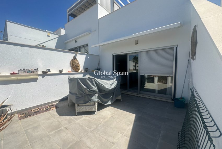 Revente - Appartement -
ORIHUELA - Entre Naranjos