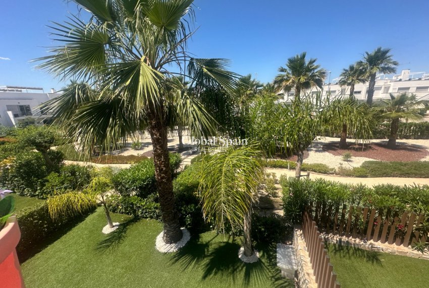 Revente - Appartement -
ORIHUELA - Entre Naranjos