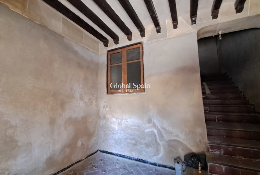 Revente - APPARTEMENT -
ORIHUELA - Inland
