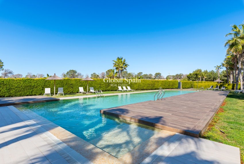 Revente - APPARTEMENT -
ORIHUELA - Inland