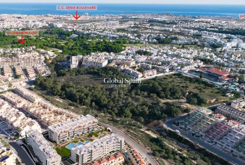Revente - APPARTEMENT -
ORIHUELA - Inland