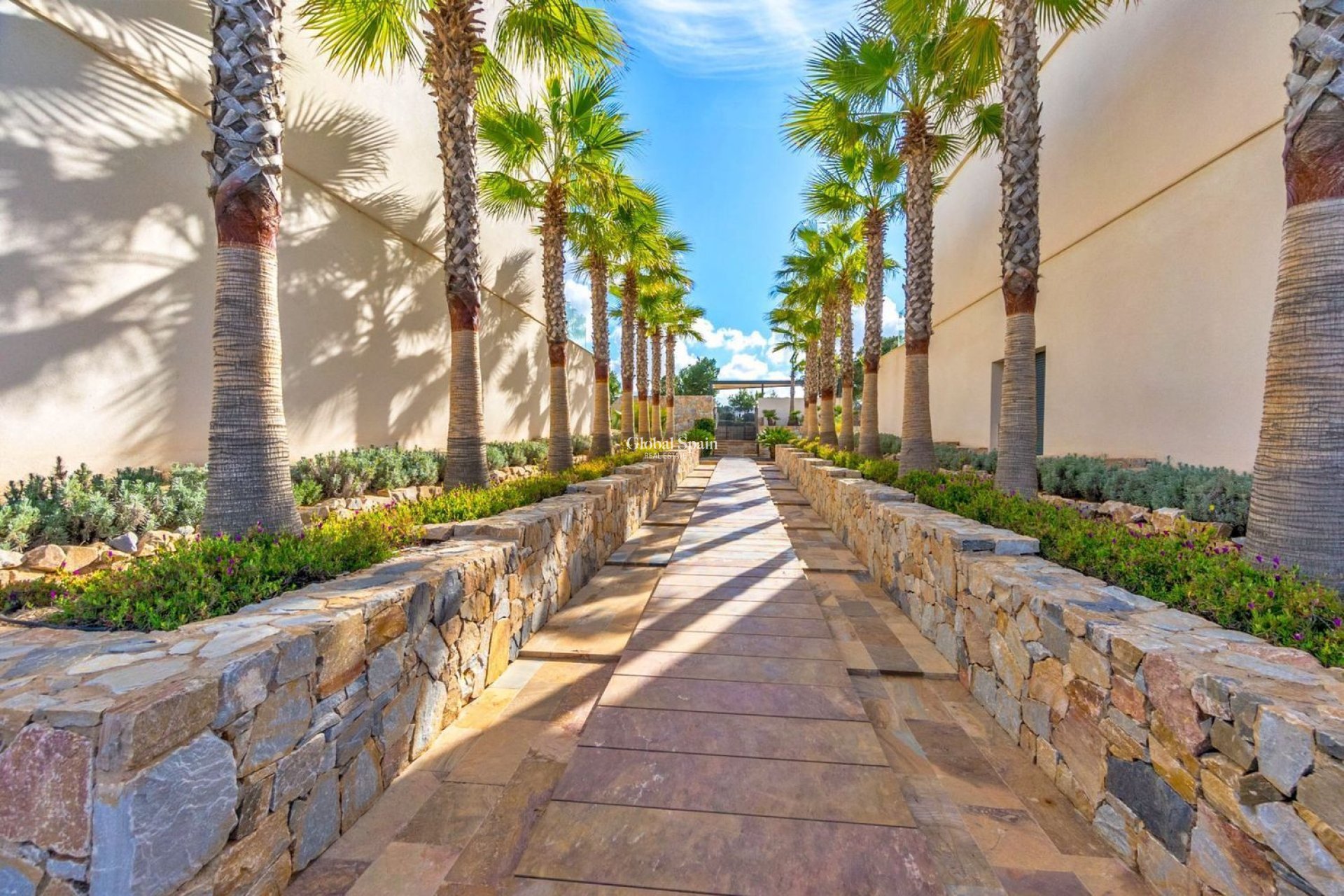 Revente - APPARTEMENT -
ORIHUELA - LAS COLINAS GOLF RESORT