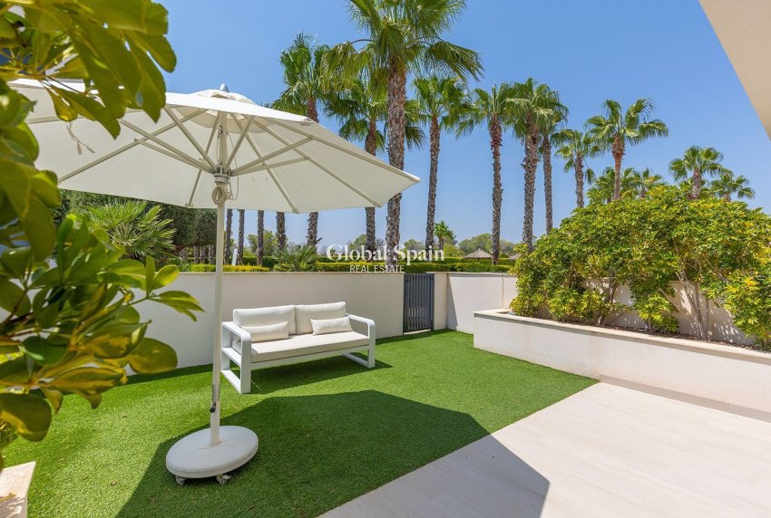 Revente - APPARTEMENT -
ORIHUELA - LAS COLINAS GOLF RESORT