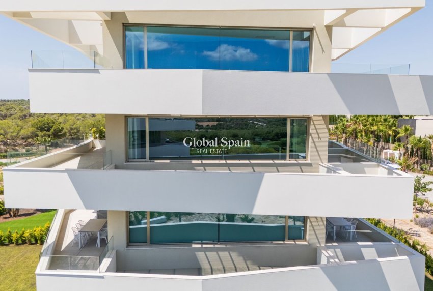 Revente - APPARTEMENT -
ORIHUELA - LAS COLINAS GOLF RESORT