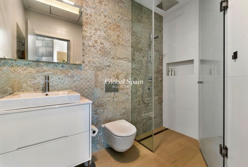 Revente - APPARTEMENT -
ORIHUELA - LAS COLINAS GOLF RESORT