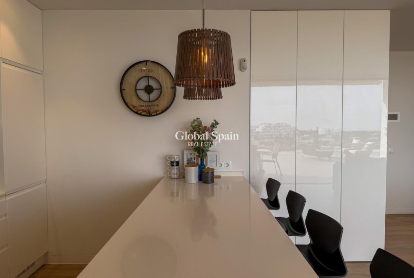 Revente - APPARTEMENT -
ORIHUELA - LAS COLINAS GOLF RESORT