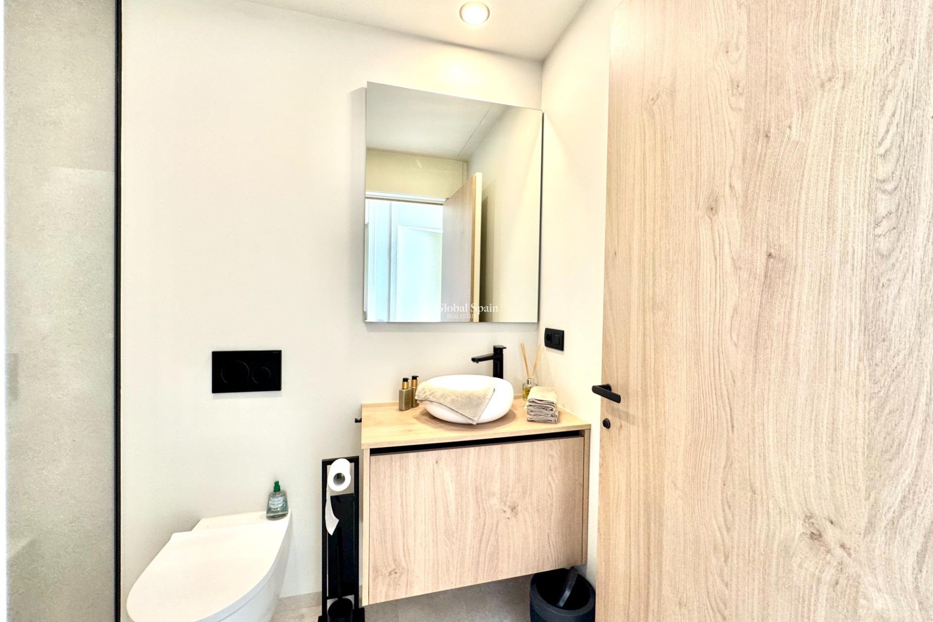 Revente - APPARTEMENT -
ORIHUELA - LAS COLINAS GOLF RESORT