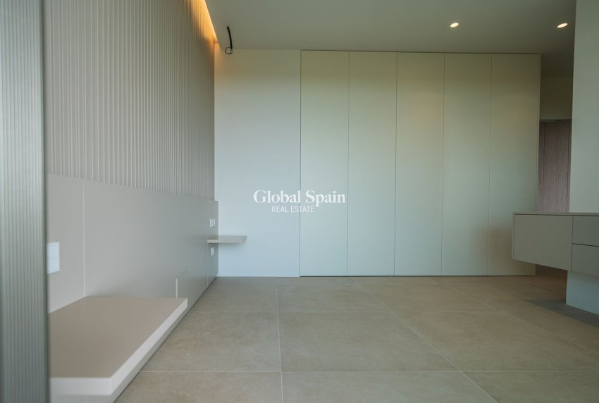 Revente - APPARTEMENT -
ORIHUELA - LAS COLINAS GOLF RESORT