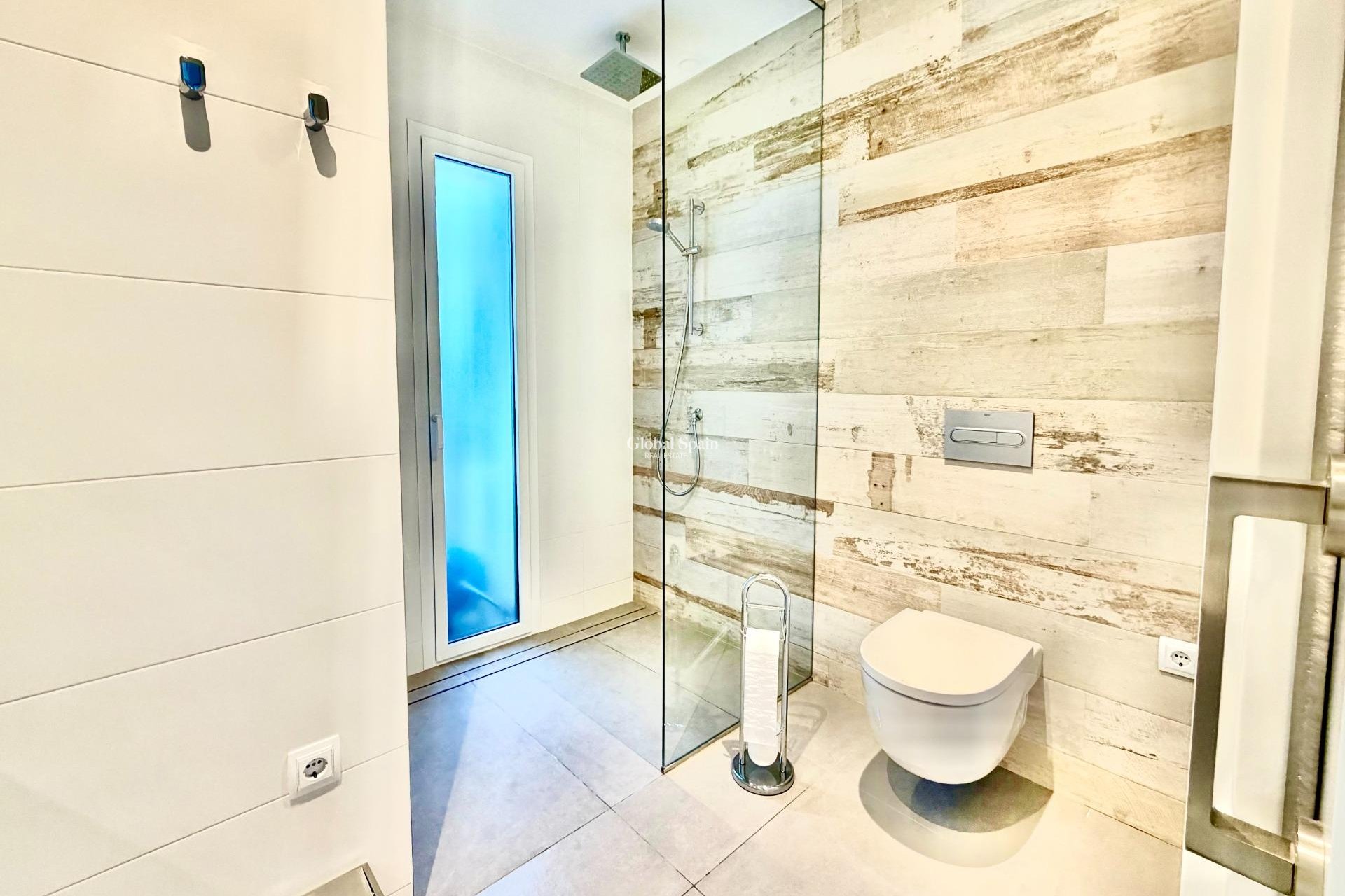 Revente - APPARTEMENT -
ORIHUELA - LAS COLINAS GOLF RESORT