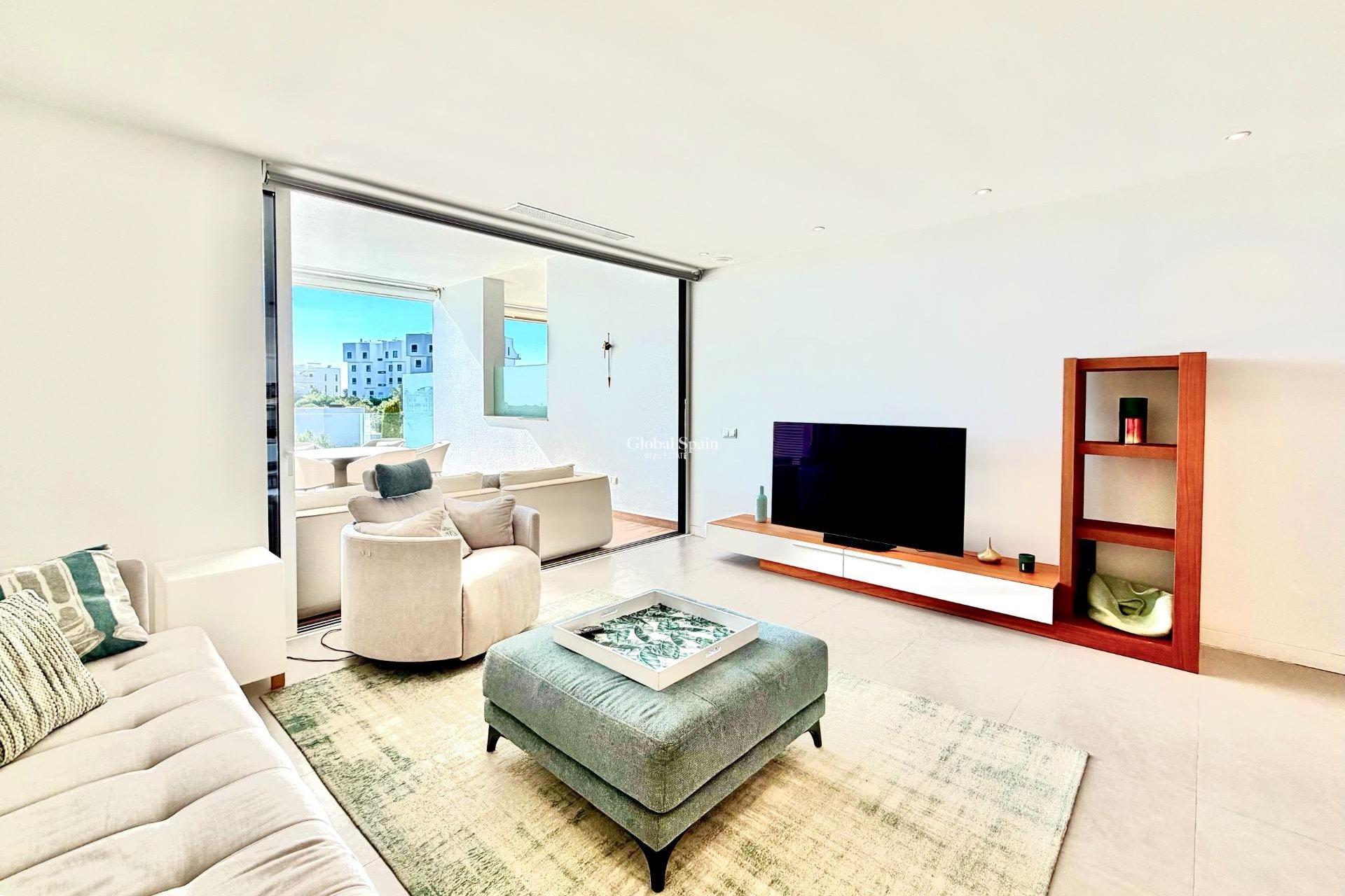 Revente - APPARTEMENT -
ORIHUELA - LAS COLINAS GOLF RESORT