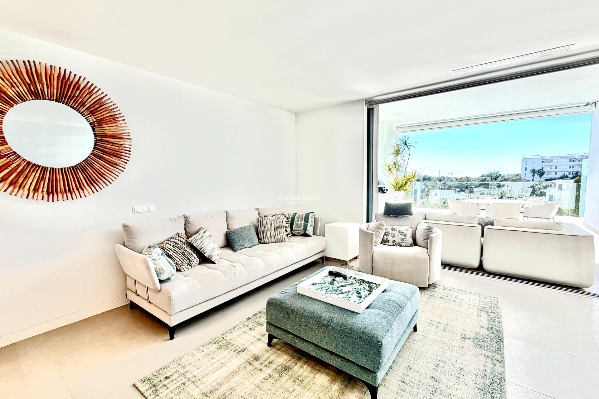 Revente - APPARTEMENT -
ORIHUELA - LAS COLINAS GOLF RESORT