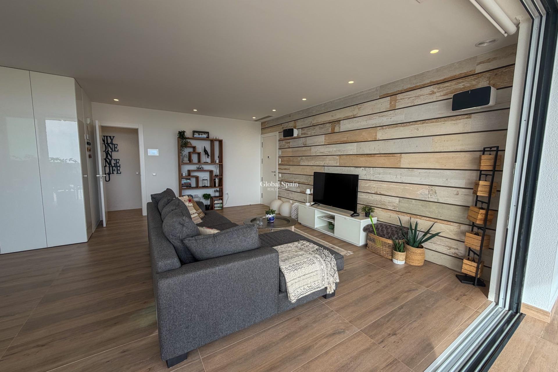 Revente - APPARTEMENT -
ORIHUELA - LAS COLINAS GOLF RESORT