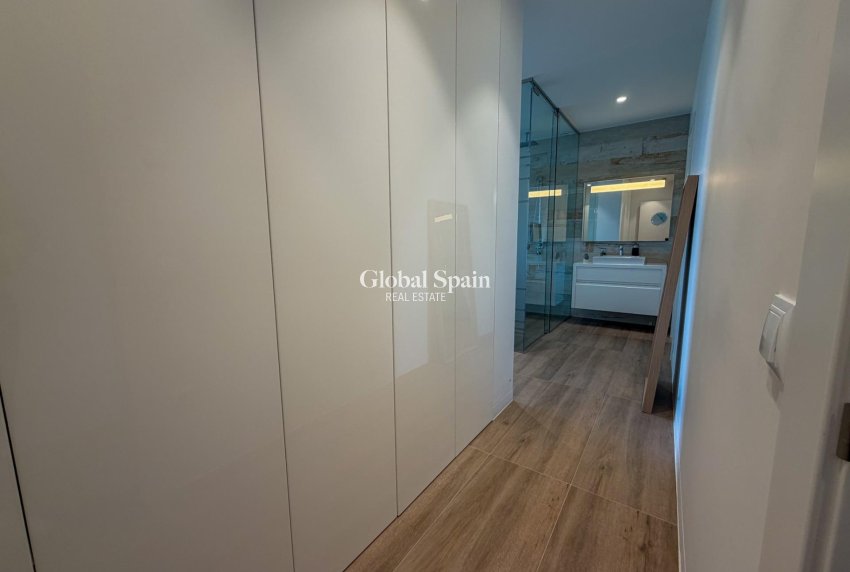 Revente - APPARTEMENT -
ORIHUELA - LAS COLINAS GOLF RESORT