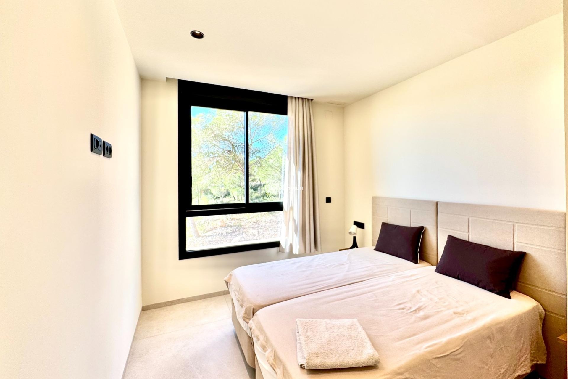 Revente - APPARTEMENT -
ORIHUELA - LAS COLINAS GOLF RESORT