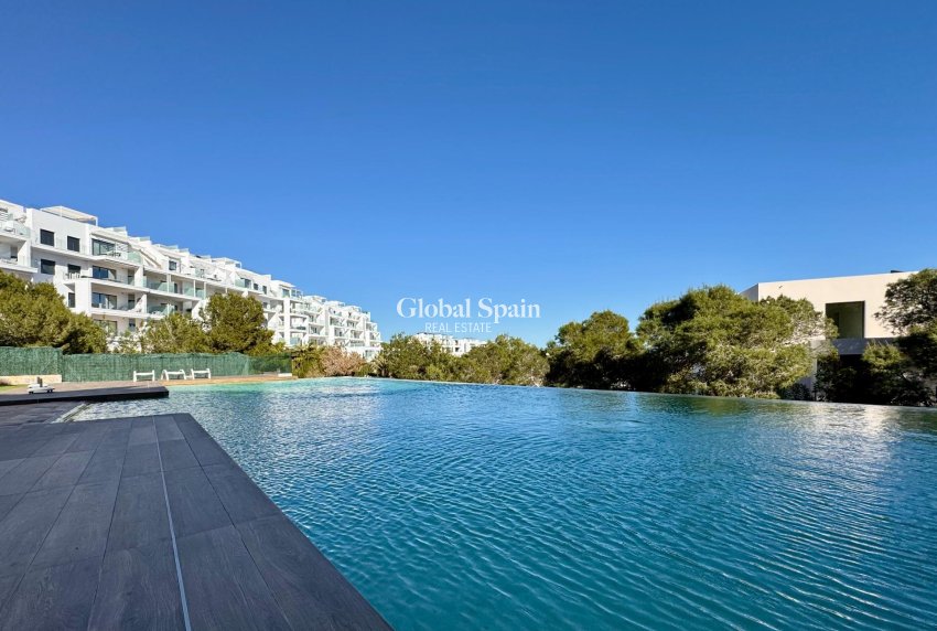 Revente - APPARTEMENT -
ORIHUELA - LAS COLINAS GOLF RESORT