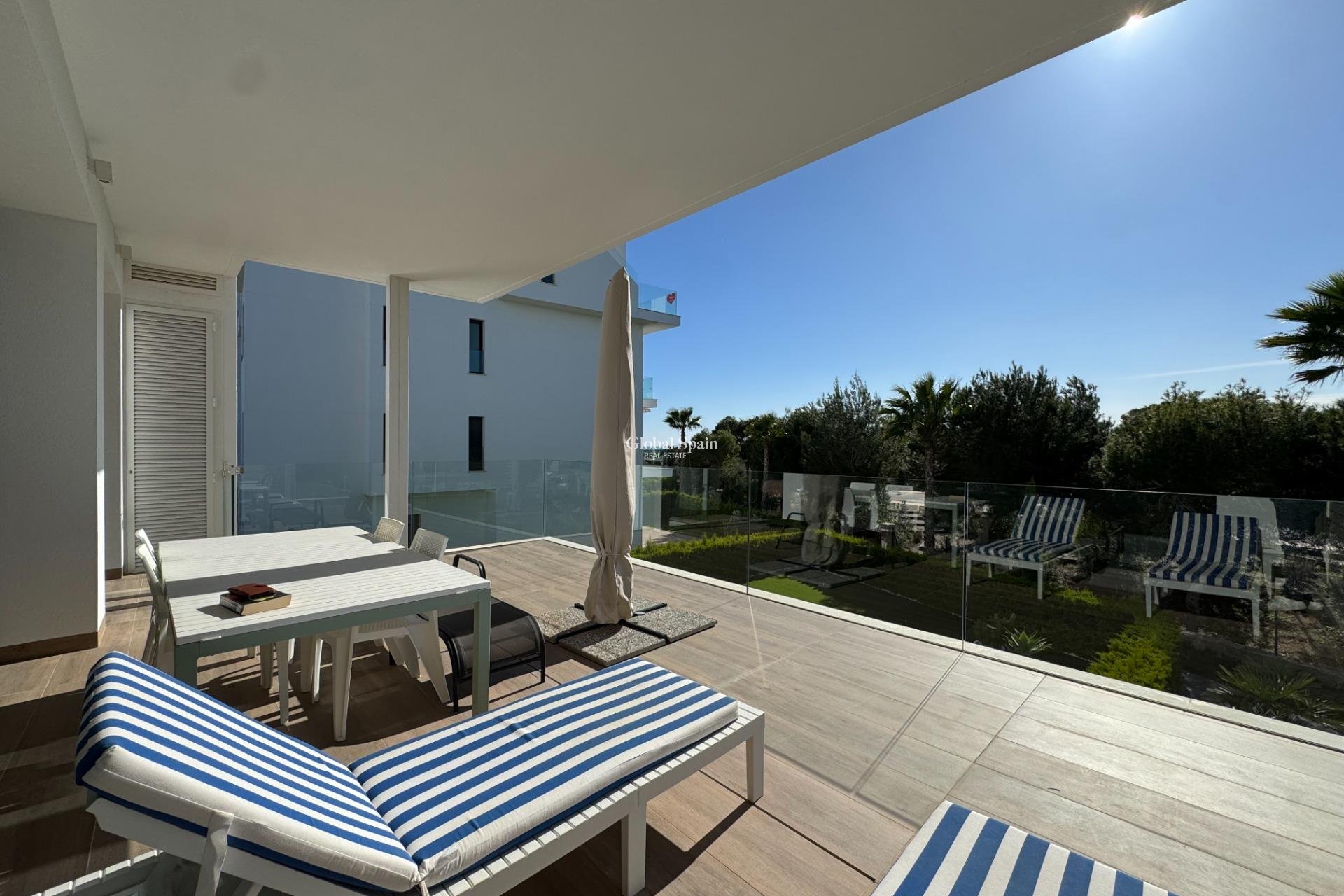 Revente - APPARTEMENT -
ORIHUELA - LAS COLINAS GOLF RESORT