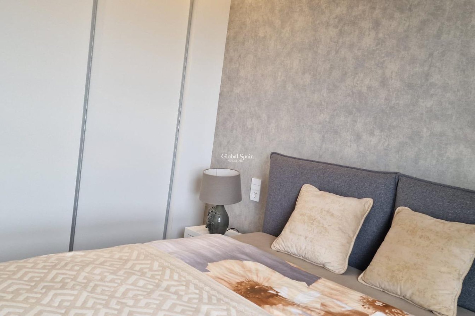 Revente - APPARTEMENT -
ORIHUELA - LAS COLINAS GOLF RESORT