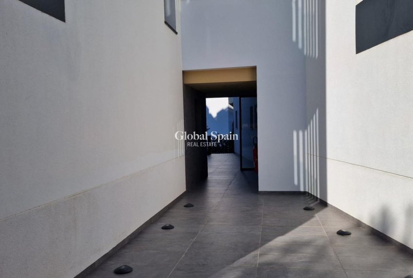 Revente - APPARTEMENT -
ORIHUELA - LAS COLINAS GOLF RESORT