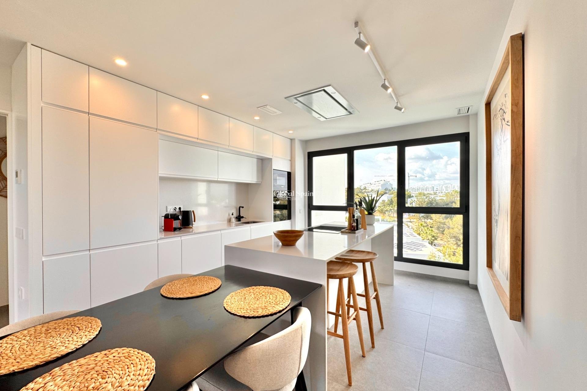 Revente - APPARTEMENT -
ORIHUELA - LAS COLINAS GOLF RESORT