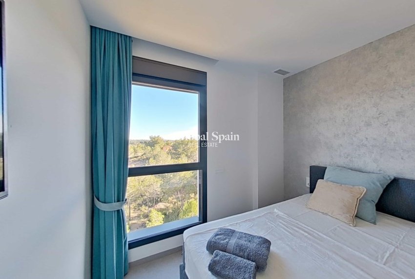 Revente - APPARTEMENT -
ORIHUELA - Las Colinas Golf