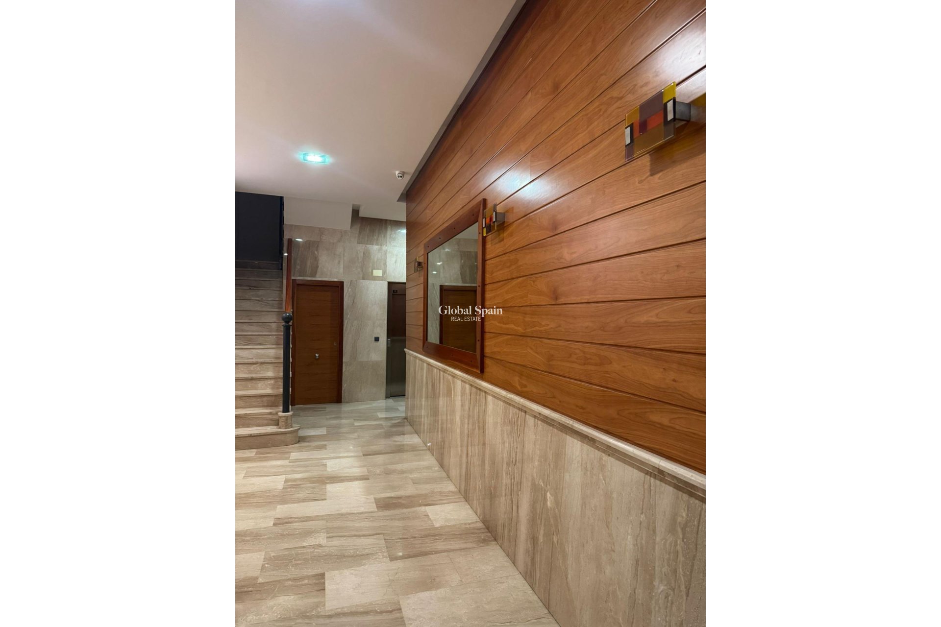 Revente - APPARTEMENT -
ORIHUELA - Orihuela Ciudad