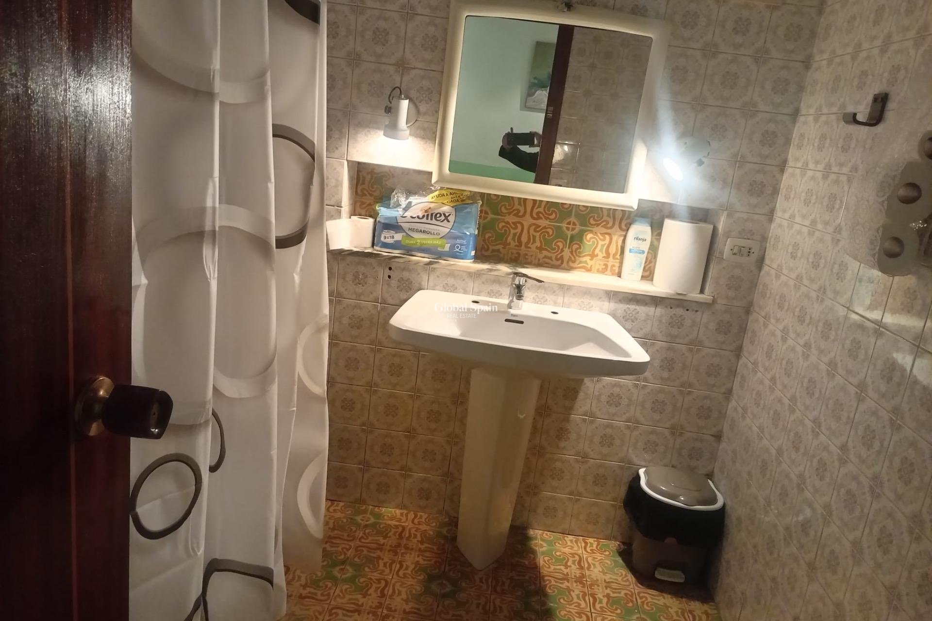 Revente - APPARTEMENT -
ORIHUELA - Orihuela Ciudad