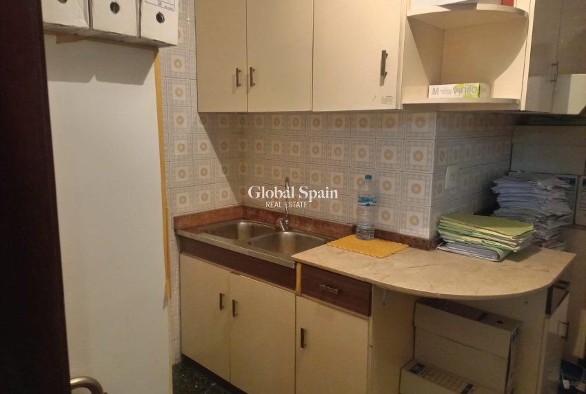 Revente - APPARTEMENT -
ORIHUELA - Orihuela Ciudad