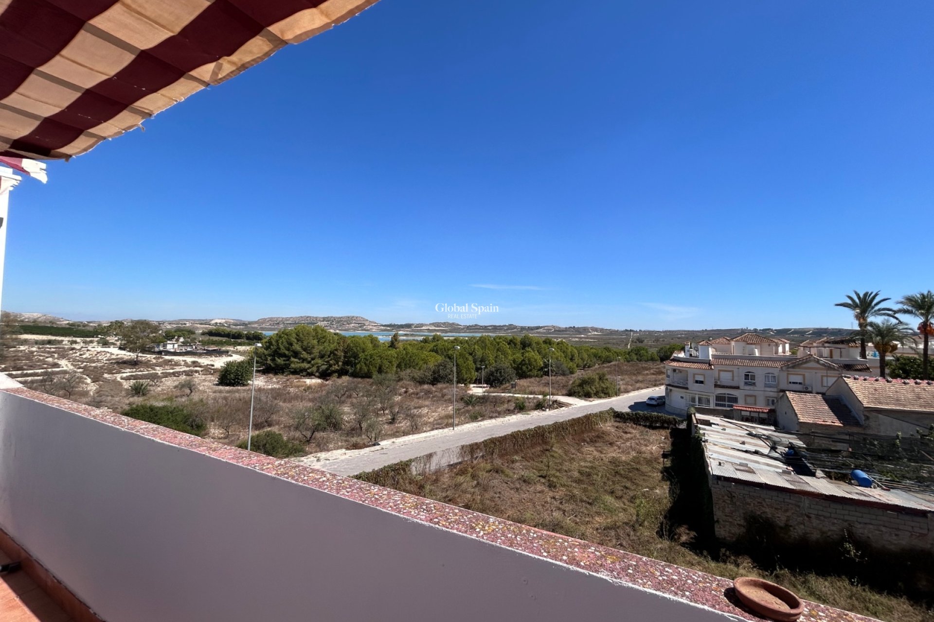 Revente - APPARTEMENT -
ORIHUELA - Torremendo