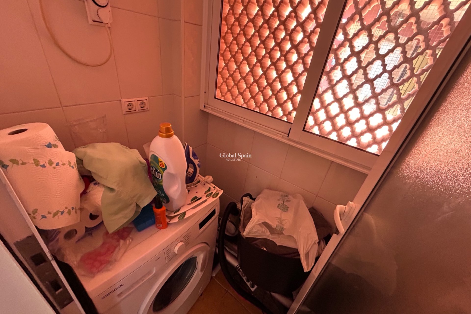 Revente - APPARTEMENT -
ORIHUELA - Torremendo
