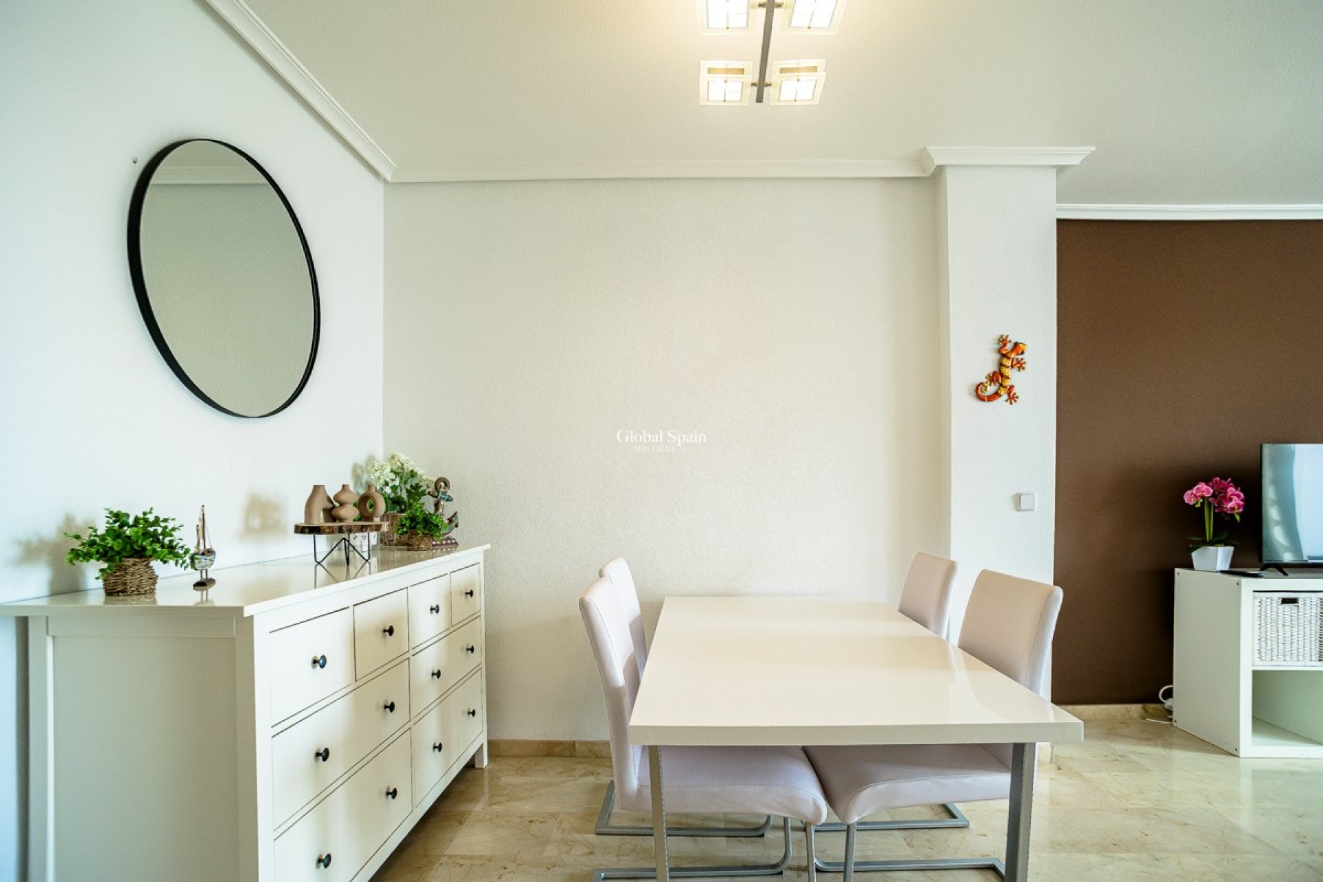 Revente - Appartement -
ORIHUELA - VILLAMARTÍN