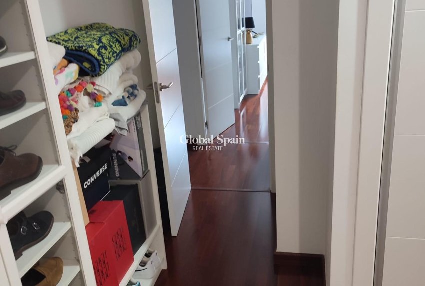 Revente - APPARTEMENT -
ORIHUELA - Zona Centro