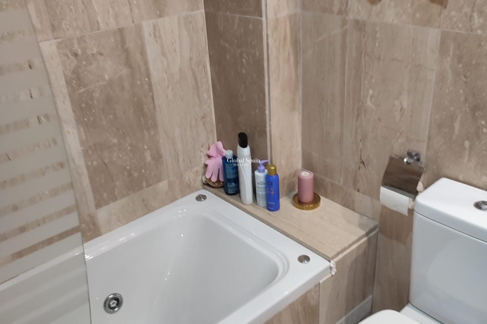 Revente - APPARTEMENT -
ORIHUELA - Zona Centro