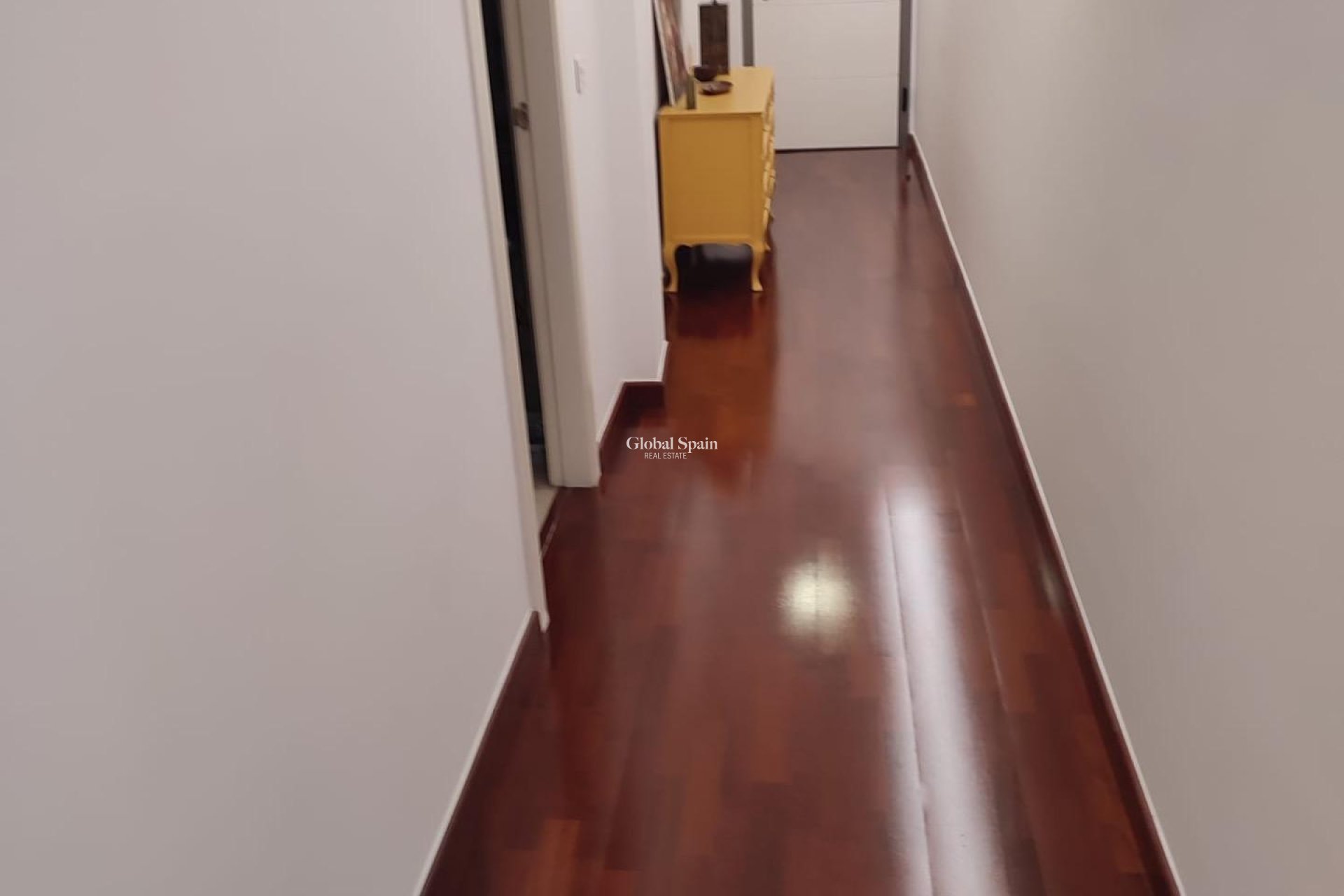 Revente - APPARTEMENT -
ORIHUELA - Zona Centro