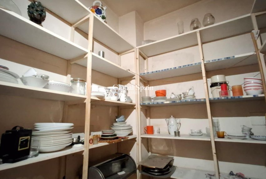 Revente - APPARTEMENT -
ORIHUELA - Zona Centro