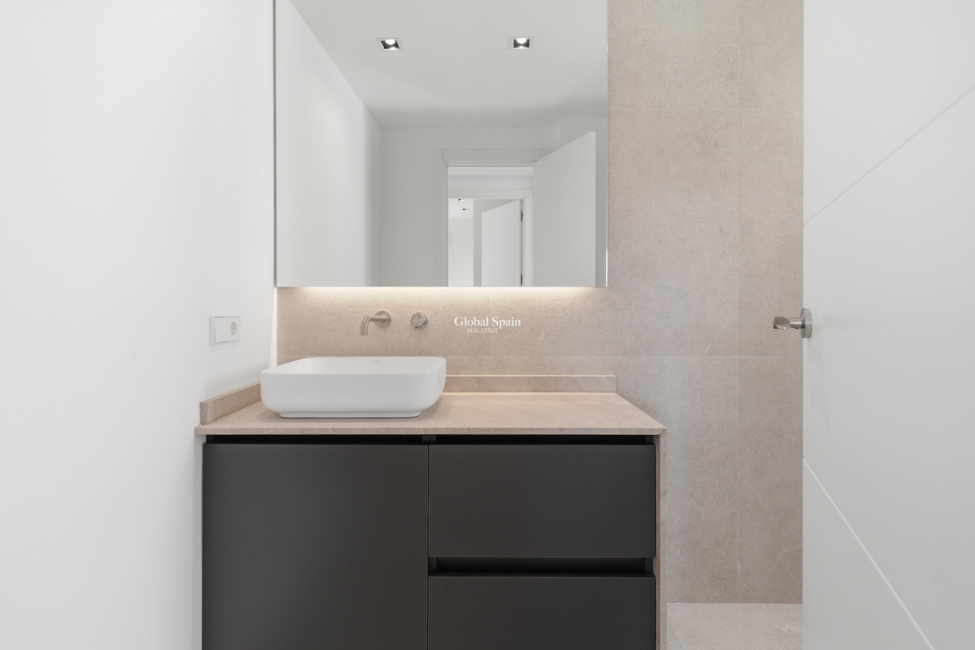 Revente - APPARTEMENT -
PALMA - optional location detail