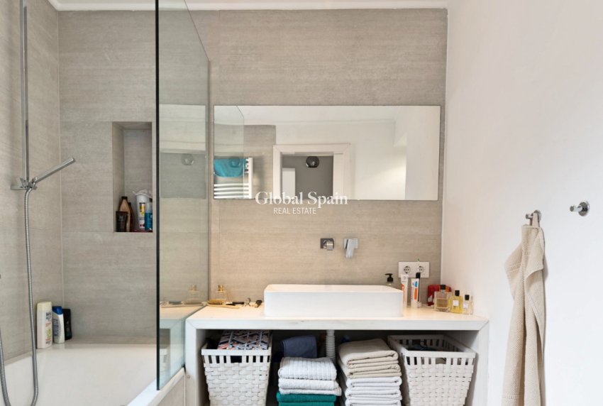 Revente - APPARTEMENT -
PALMA - Palma