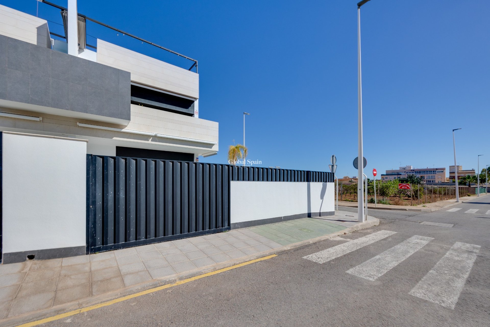 Revente - APPARTEMENT -
PILAR DE LA HORADADA - Costa Blanca Sur