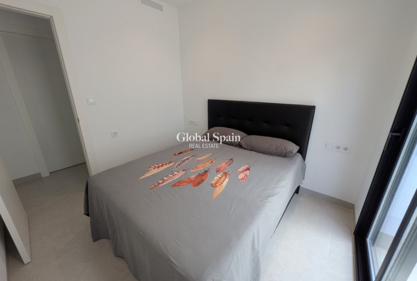 Revente - APPARTEMENT -
PILAR DE LA HORADADA - Costa Blanca