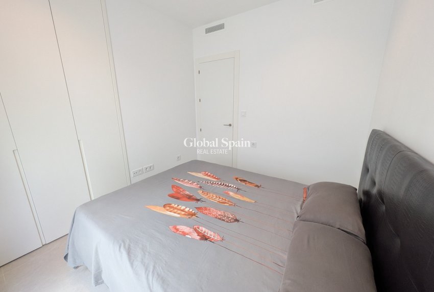 Revente - APPARTEMENT -
PILAR DE LA HORADADA - Costa Blanca