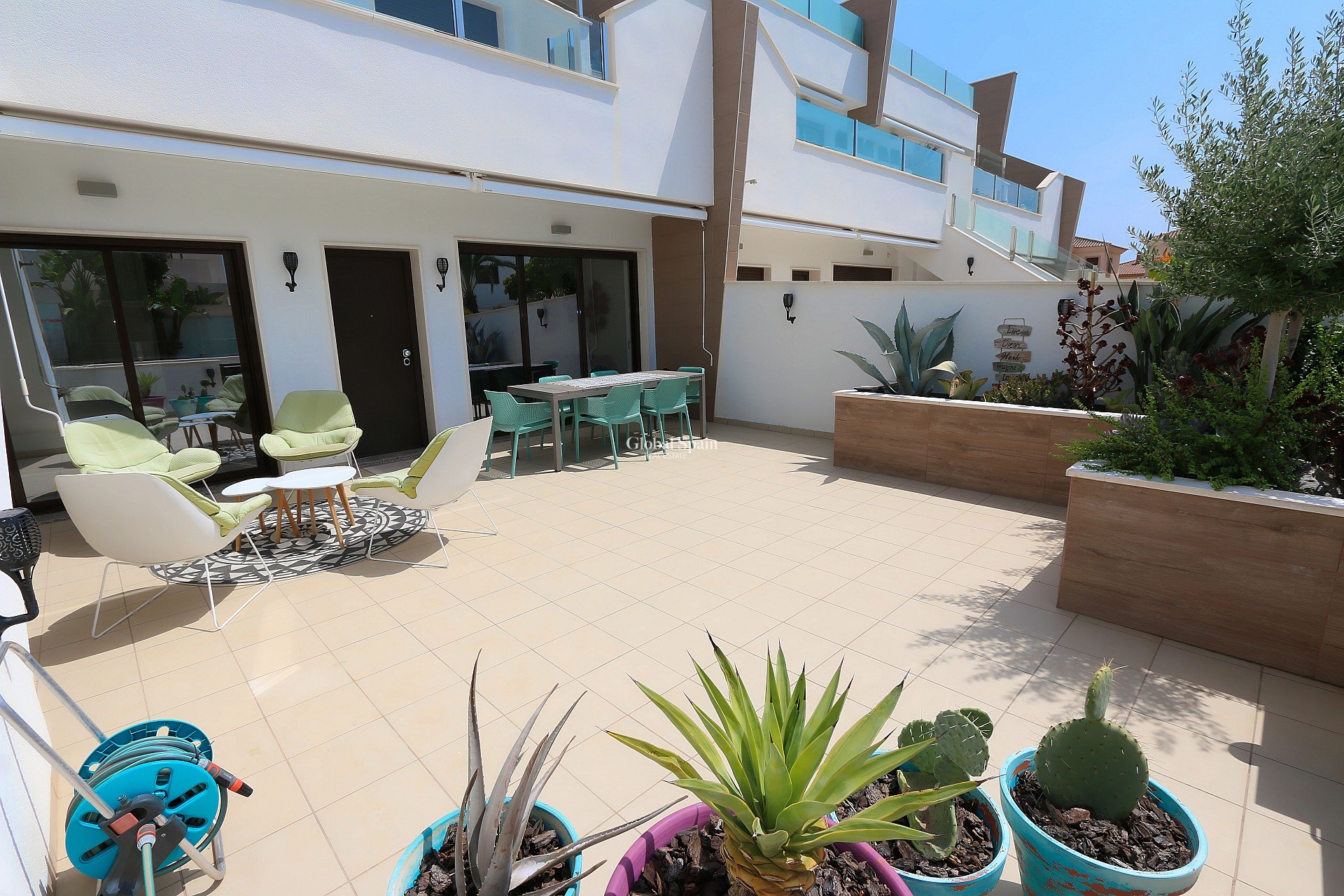 Revente - APPARTEMENT -
PILAR DE LA HORADADA - Costa Blanca