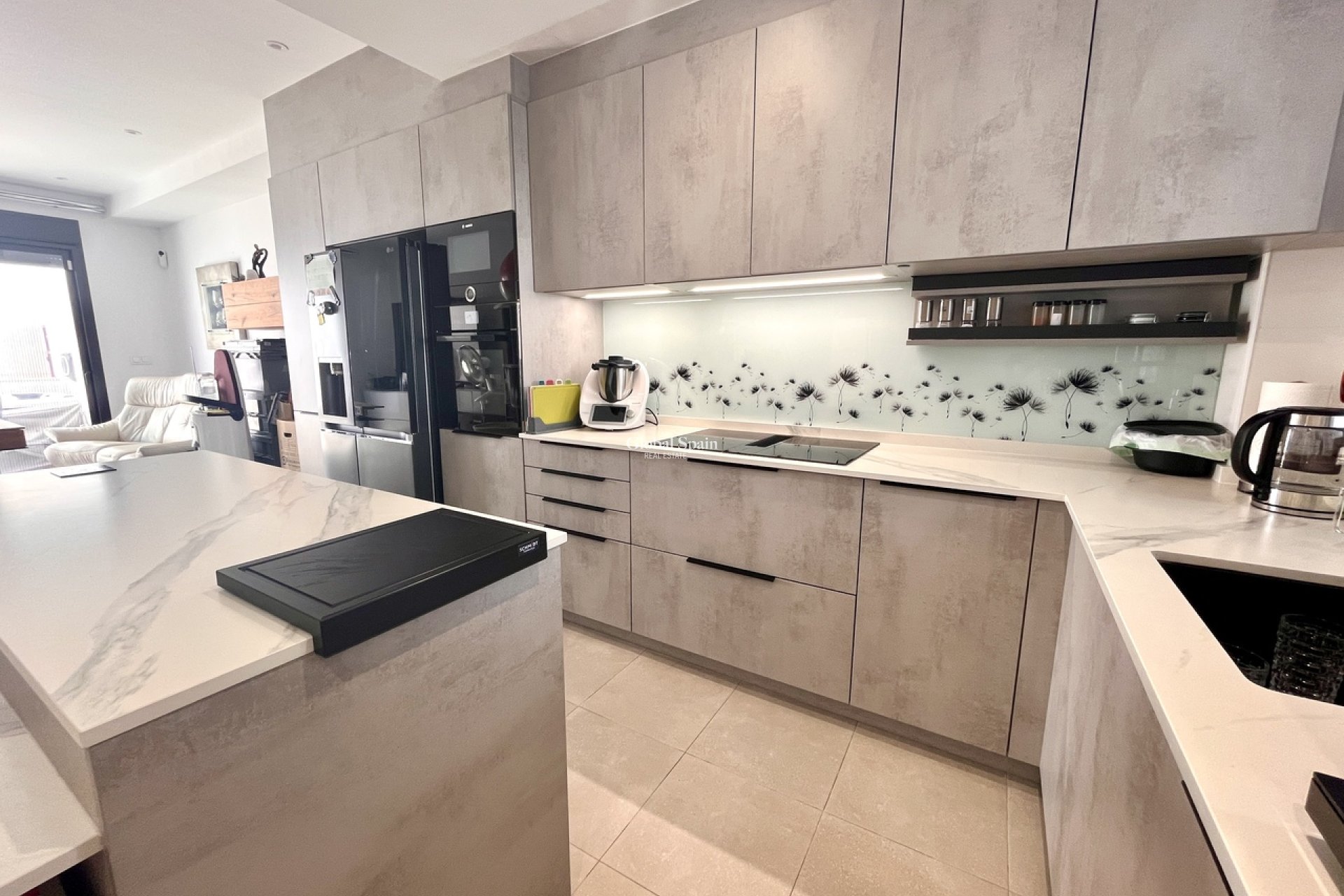 Revente - APPARTEMENT -
PILAR DE LA HORADADA - Costa Blanca