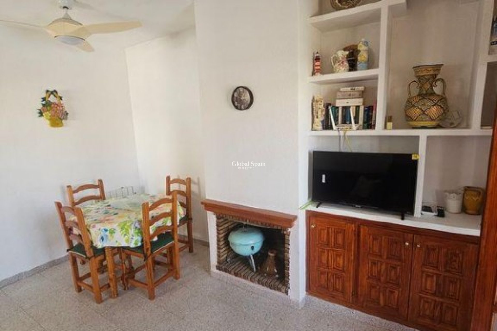 Revente - APPARTEMENT -
PILAR DE LA HORADADA - Costa Blanca