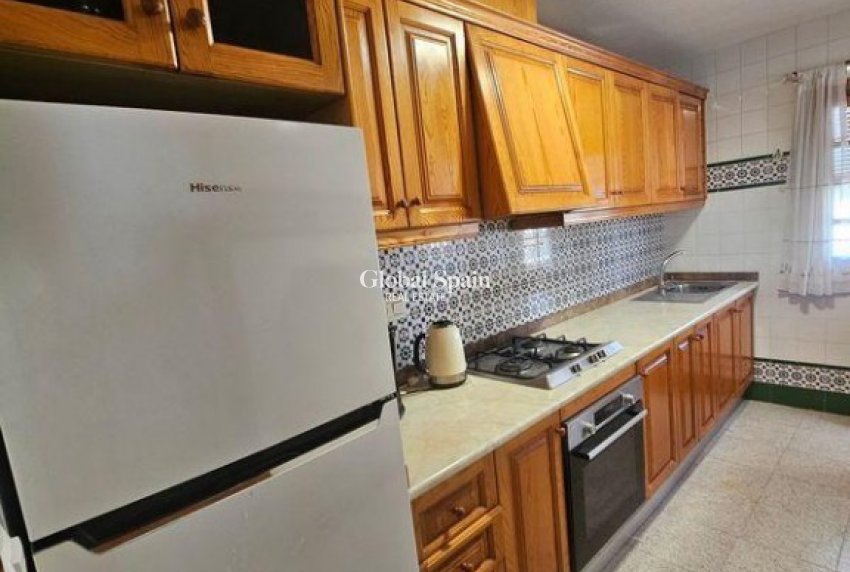 Revente - APPARTEMENT -
PILAR DE LA HORADADA - Costa Blanca