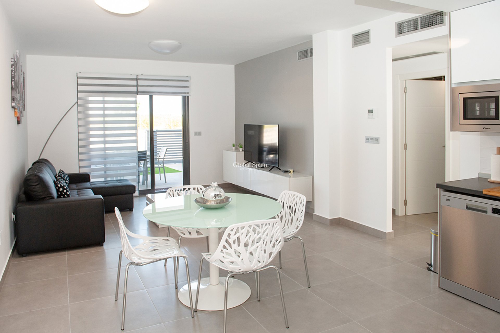 Revente - APPARTEMENT -
PILAR DE LA HORADADA - Costa Blanca