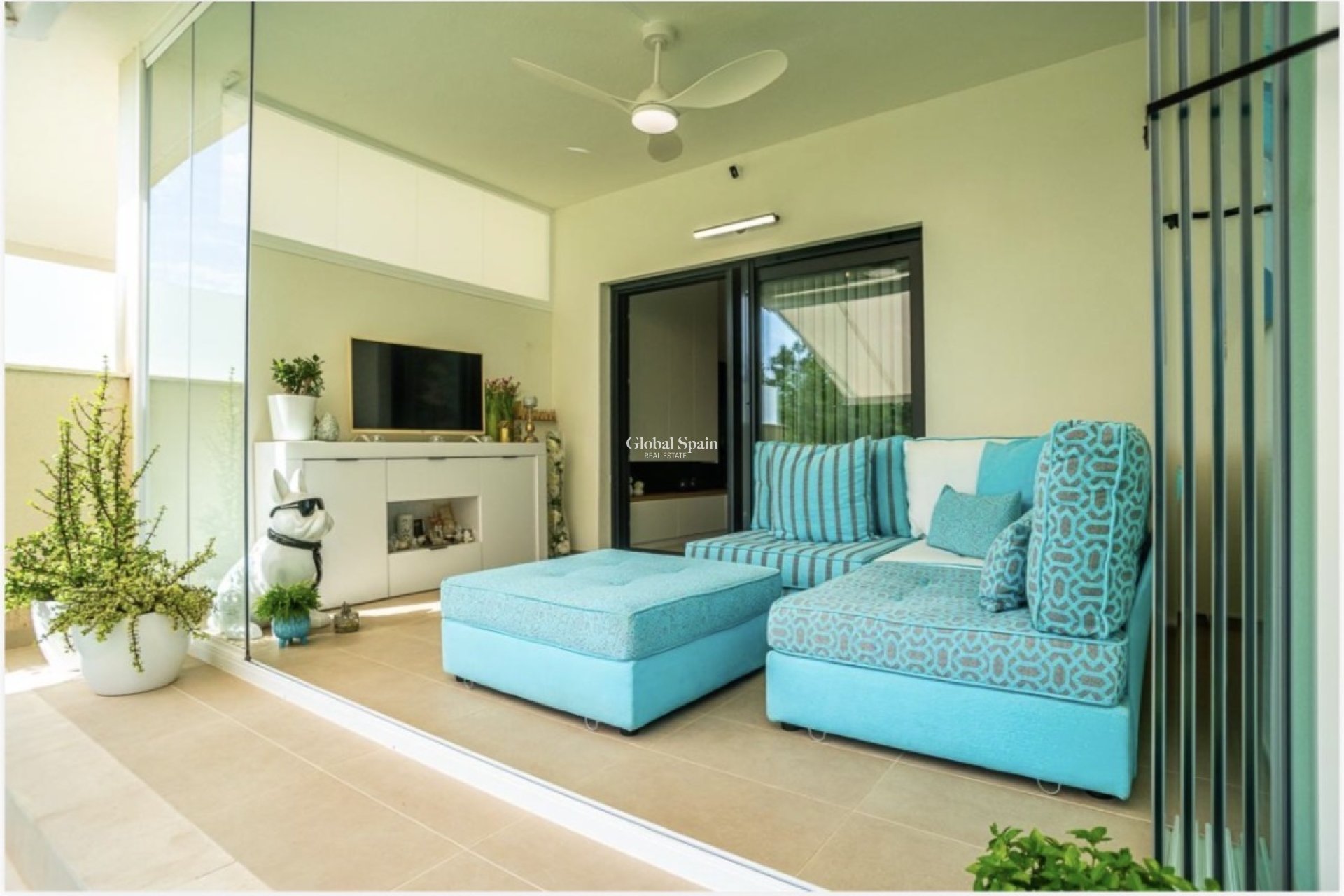 Revente - APPARTEMENT -
PILAR DE LA HORADADA - Costa Blanca