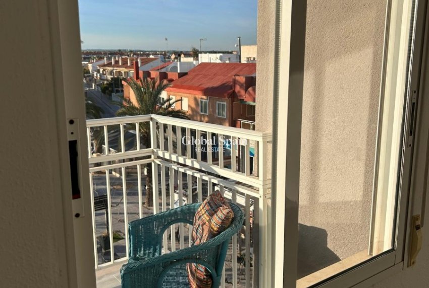 Revente - APPARTEMENT -
PILAR DE LA HORADADA - Costa Blanca